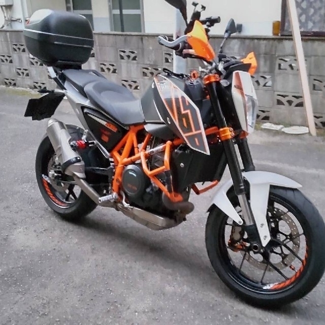 KTM６９０デューク　車検有