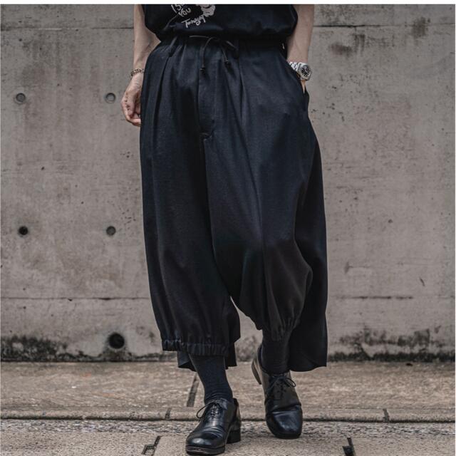 Yohji Yamamoto(ヨウジヤマモト)のYohji Yamamoto pour homme カラスパンツ　3 メンズのパンツ(スラックス)の商品写真