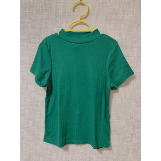 フォーエバートゥエンティーワン(FOREVER 21)のForever21♡グリーンカットソー１２０(Tシャツ/カットソー)