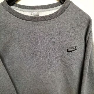 【旧タグ】ナイキ NIKE スウェット 刺繍ワンポイント  XL グレー 灰色(スウェット)