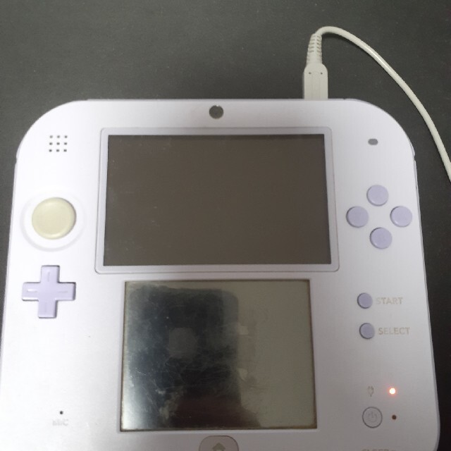 ニンテンドー2DS(ニンテンドー2DS)の2ds　ジャンク品 エンタメ/ホビーのゲームソフト/ゲーム機本体(携帯用ゲーム機本体)の商品写真