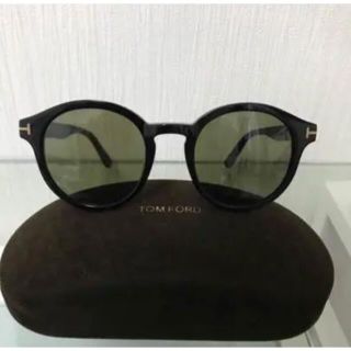 (極美品！)TOM FORD トムフォード　TF400 サングラス