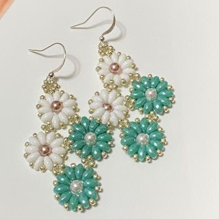 フラワーピアス(ピアス)