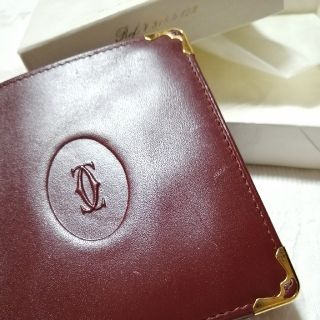 カルティエ(Cartier)の箱付き【新品未使用】カルティエ　二つ折り　財布(財布)