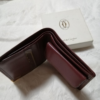 箱付き【新品未使用】カルティエ　二つ折り　財布