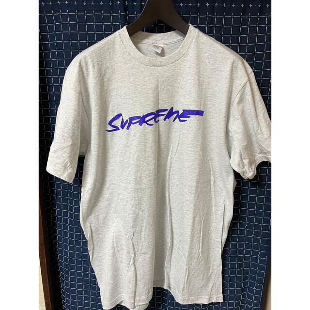 Supreme(シュプリーム)のsupreme シュプリーム Futura Logo Tシャツ メンズのトップス(Tシャツ/カットソー(半袖/袖なし))の商品写真