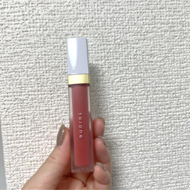 Cosme Kitchen(コスメキッチン)の新品 未使用 匿名配送 コスメキッチン トーン リップ リップグロス 口紅  コスメ/美容のベースメイク/化粧品(リップグロス)の商品写真