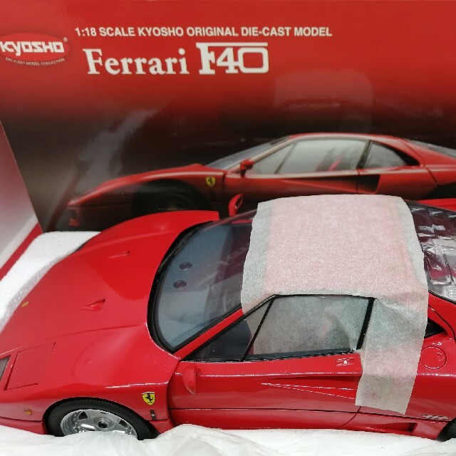 京商 フェラーリ F40 1/18 - ミニカー