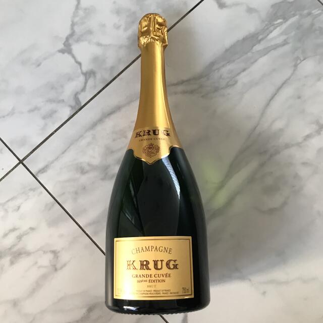 【新品・未開封】クリュッグ　KRUG GRANDE CUVEE 750ml 食品/飲料/酒の酒(シャンパン/スパークリングワイン)の商品写真