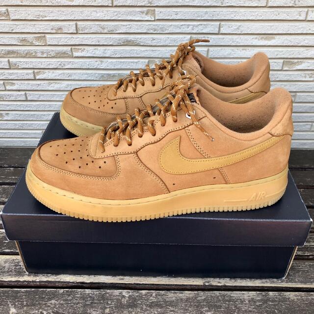 NIKE(ナイキ)の人気 NIKE AIR FORCE 1 ’07 WB ナイキ エア フォース メンズの靴/シューズ(スニーカー)の商品写真