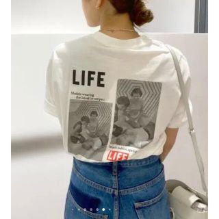 カプリシューレマージュ(CAPRICIEUX LE'MAGE)の【新品】SHENERY シーナリー LIFE フォトTシャツ tee ホワイト(Tシャツ(半袖/袖なし))