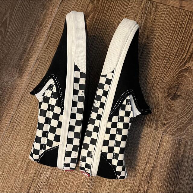 VANS(ヴァンズ)のVANS チェッカー スリッポン 日本未発売モデル レディースの靴/シューズ(スニーカー)の商品写真