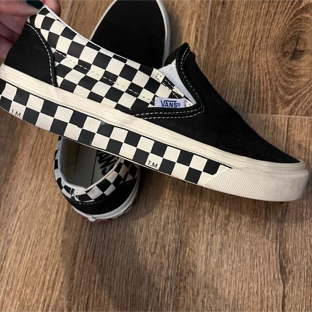 VANS(ヴァンズ)のVANS チェッカー スリッポン 日本未発売モデル レディースの靴/シューズ(スニーカー)の商品写真