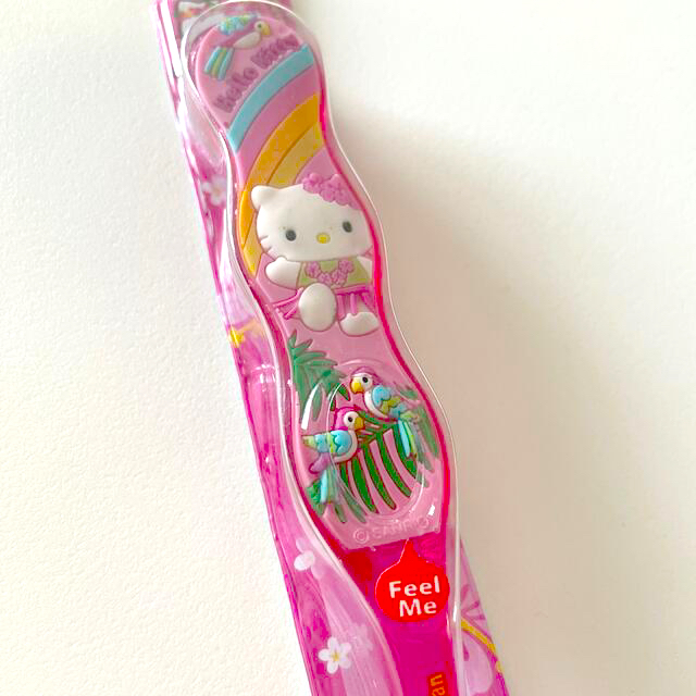キティちゃん歯ブラシ エンタメ/ホビーのおもちゃ/ぬいぐるみ(キャラクターグッズ)の商品写真