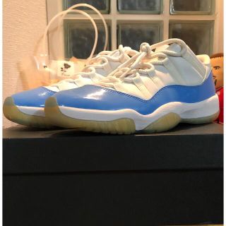 ナイキ(NIKE)のNIKE airjordan11 low UNC 26.5(スニーカー)