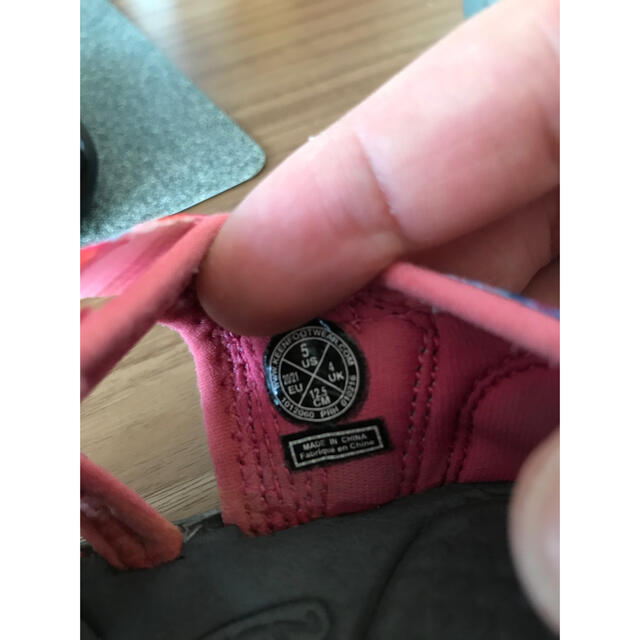 KEEN(キーン)のKEEN 子供用サンダル キッズ/ベビー/マタニティのベビー靴/シューズ(~14cm)(サンダル)の商品写真