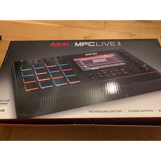 Akai Professional MPC Live II  楽器のDTM/DAW(MIDIコントローラー)の商品写真