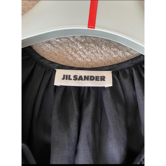 Jil Sander(ジルサンダー)のJILSANDER ninette ギャザータイネック ブラウス レディースのトップス(シャツ/ブラウス(半袖/袖なし))の商品写真