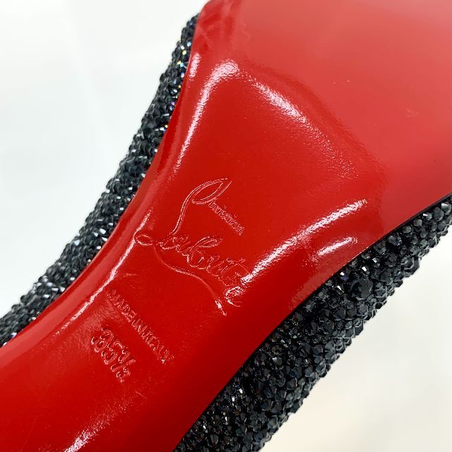 Christian Louboutin(クリスチャンルブタン)の877 未使用 クリスチャンルブタン デコルテ スワロフスキー パンプス レディースの靴/シューズ(ハイヒール/パンプス)の商品写真