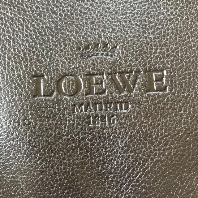 LOEWE(ロエベ)のLOEWE ロエベ　ビッグロゴ　ポーチ レディースのファッション小物(ポーチ)の商品写真