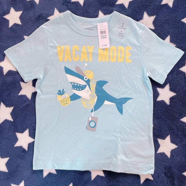 GAP(ギャップ)のGAP プリントTシャツ　サメ キッズ/ベビー/マタニティのキッズ服男の子用(90cm~)(Tシャツ/カットソー)の商品写真