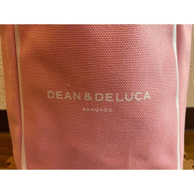 DEAN & DELUCA(ディーンアンドデルーカ)のDEAN&DELUCAトートバッグ タイ限定 期間限定バレンタインシリーズ レディースのバッグ(トートバッグ)の商品写真