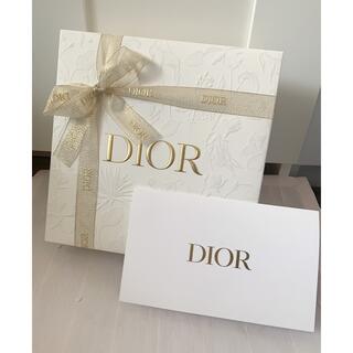 Dior - ディオール エンボスフラワー  ギフトボックス