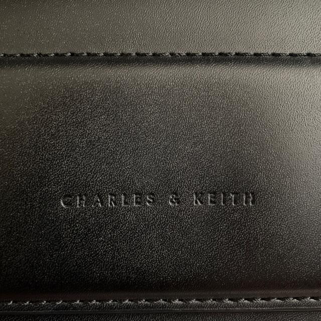 CHARLES & KEITH