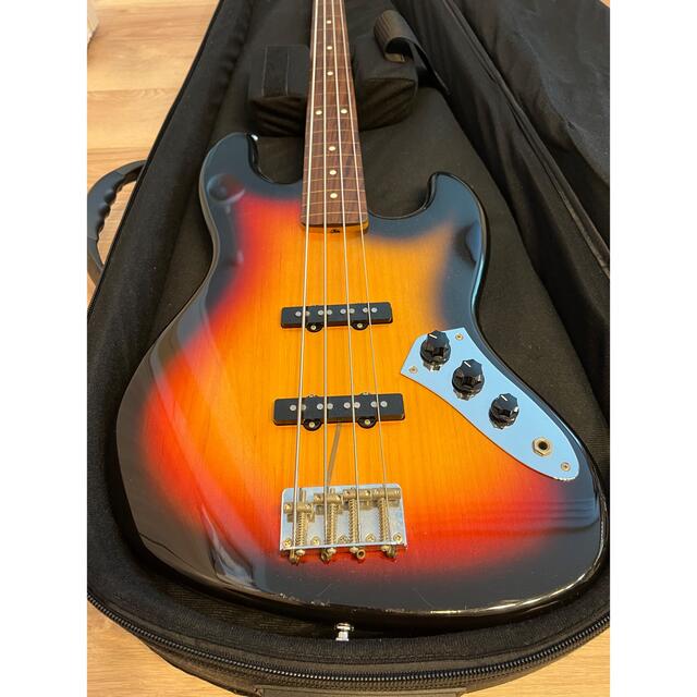Fender(フェンダー)の[値下げ] Fender Japan フレットレス Jazz Bass 楽器のベース(エレキベース)の商品写真