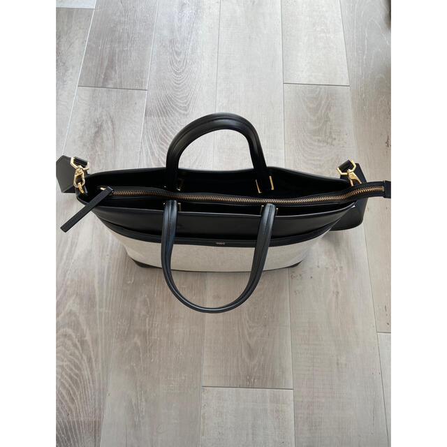 vasic 通勤バッグ　斜めがけ　ショルダー　大容量　ベージュ黒 レディースのバッグ(ショルダーバッグ)の商品写真