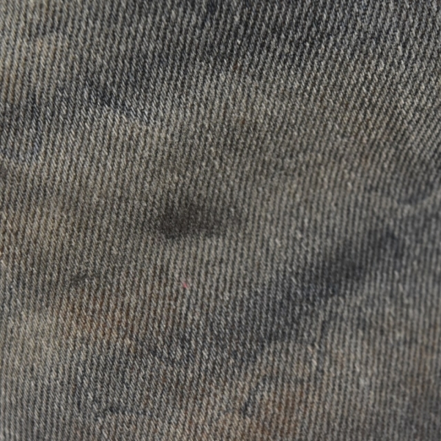 DIESEL(ディーゼル)のDIESEL INDUSTRY ディーゼルインダストリー THAVAR L30 ヴィンテージ加工プリント ストレートデニムパンツ 0821C ブラック メンズのパンツ(デニム/ジーンズ)の商品写真