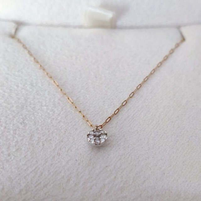 アガット クラスターセッティング ダイヤモンド ネックレス K18 0.08ct