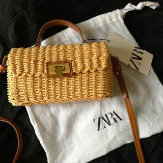 ザラ(ZARA)の【未使用品】ZARA ウーブンボックスクロスボディ カゴバッグ ナチュラル(かごバッグ/ストローバッグ)