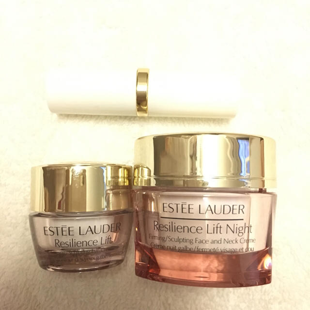 Estee Lauder(エスティローダー)のスーサンさま専用★エスティローダー スキンケアセット コスメ/美容のキット/セット(サンプル/トライアルキット)の商品写真