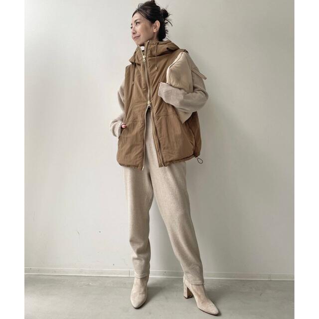 L'Appartement DEUXIEME CLASSE(アパルトモンドゥーズィエムクラス)のREMI RELIEF 2way Blouson ベージュ レディースのジャケット/アウター(ブルゾン)の商品写真