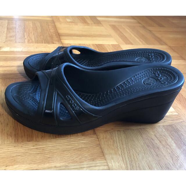 crocs(クロックス)のクロックス  サンダル　黒　W8 レディースの靴/シューズ(サンダル)の商品写真