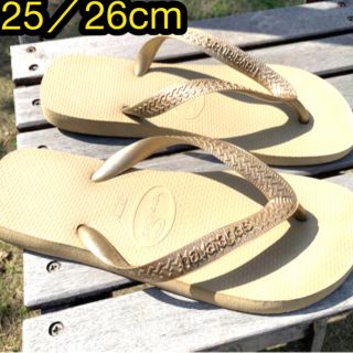 ハワイアナス(havaianas)の🇧🇷ハワイアナス　　ユニセックス　　　　💰ゴールド39-40(ビーチサンダル)