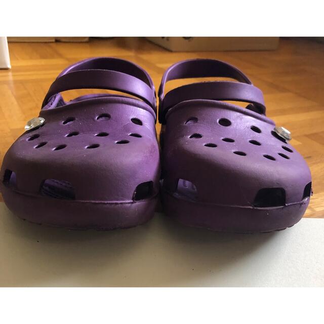 crocs(クロックス)のクロックス  メリージェーン　紫　W8 レディースの靴/シューズ(サンダル)の商品写真