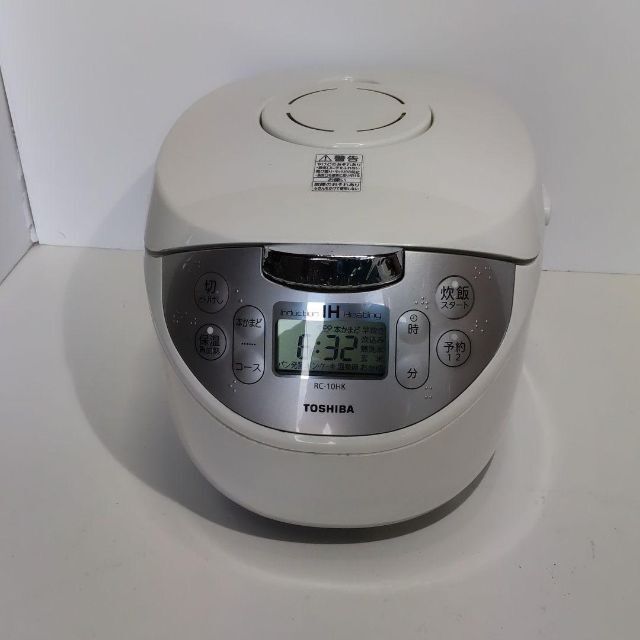 東芝(トウシバ)の東芝 IH炊飯ジャー RC-10HK(W) スマホ/家電/カメラの調理家電(炊飯器)の商品写真