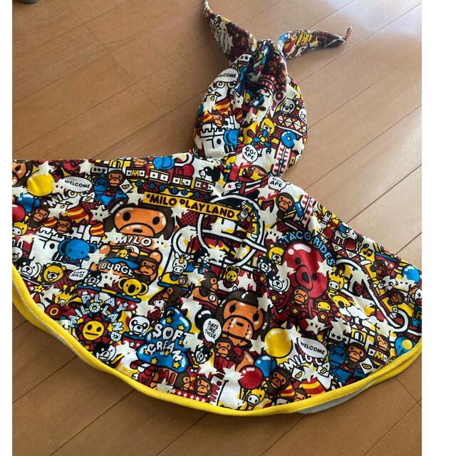 A BATHING APE(アベイシングエイプ)のBAPE ポンチョ アウター ベイプキッズ エイプ 70cm 80cm キッズ/ベビー/マタニティのベビー服(~85cm)(カーディガン/ボレロ)の商品写真