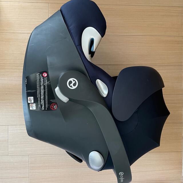 cybex(サイベックス)の美品　サイベックス  AtonQ エイトンQ チャイルドシート 🌟 キッズ/ベビー/マタニティの外出/移動用品(自動車用チャイルドシート本体)の商品写真