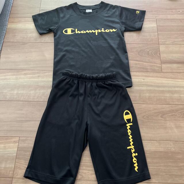 Champion(チャンピオン)のkids Tシャツ　セットアップ キッズ/ベビー/マタニティのキッズ服男の子用(90cm~)(Tシャツ/カットソー)の商品写真