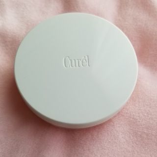 キュレル(Curel)のキュレル パウダーファンデーション 自然な肌色(8g)(ファンデーション)