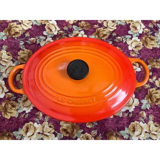 ルクルーゼ(LE CREUSET)のお値下げ中　ル・クルーゼ　ココットオーバル　25  オレンジ(鍋/フライパン)