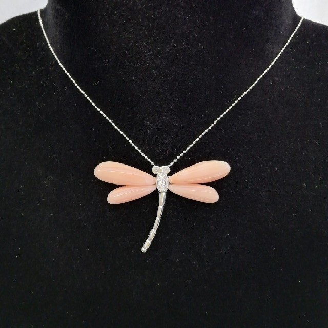 在庫僅少】 アクセサリー K18WG:white_circle:ブローチ時々ペンダントトップ :heart_exclamation:さんご:sparkles:ダイヤ0.09ct:sparkles: Houfu na E Atai 在庫僅少】 アクセサリー K18WG:white_circle:ブローチ時々ペンダントトップ :heart_exclamation:さんご:sparkles:ダイヤ0.09ct:sparkles: Houfu na E Atai