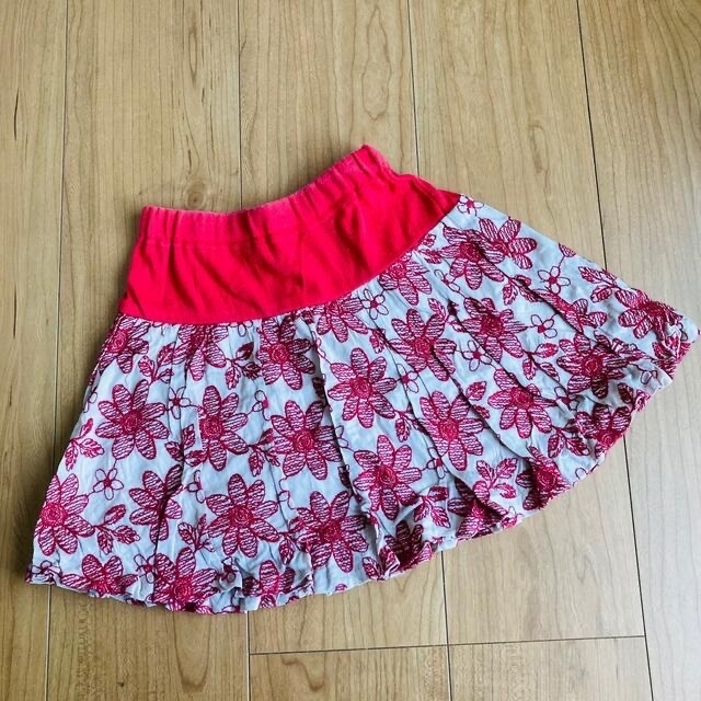 ANNA SUI mini(アナスイミニ)のお値下げ☆ アナスイミニ 130 スカート  キッズ/ベビー/マタニティのキッズ服女の子用(90cm~)(スカート)の商品写真