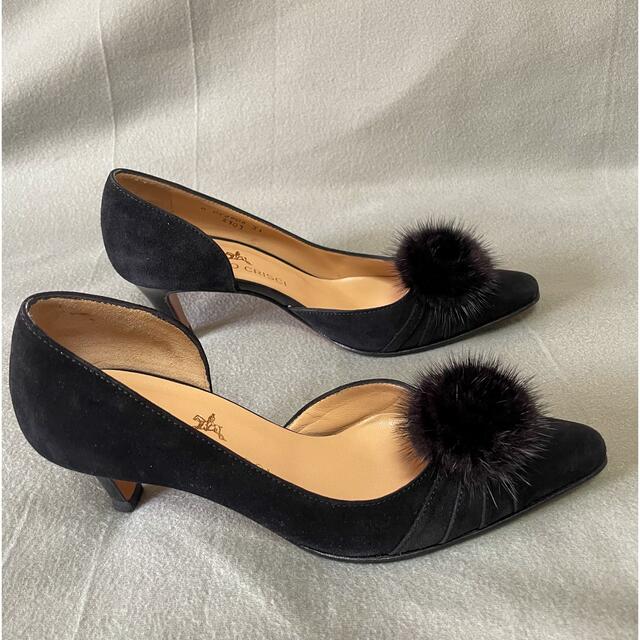 TANINO CRISCI(タニノクリスチー)の黒パンプス レディースの靴/シューズ(ハイヒール/パンプス)の商品写真