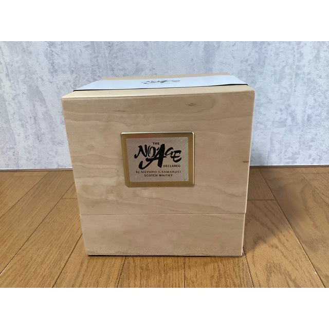 サマローリ　NO AGE 2016化粧箱