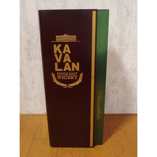 KAVALAN カバラン木製BOX(ウイスキー)
