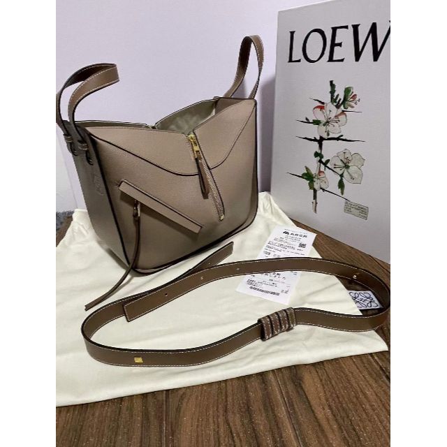 税込) LOEWE - LOEWE ロエベ ハンモック スモールバッグ サンド ミンク